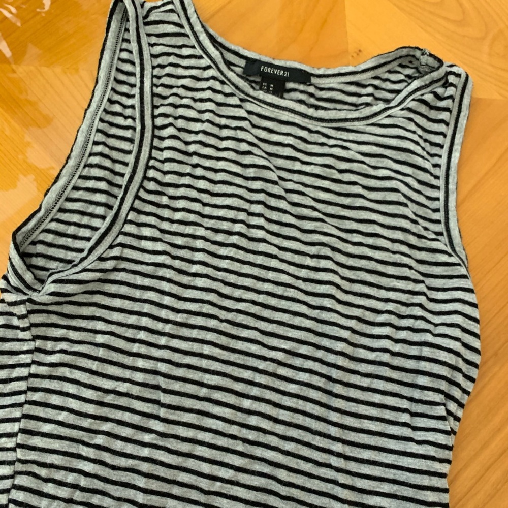 Forever 21 crop top